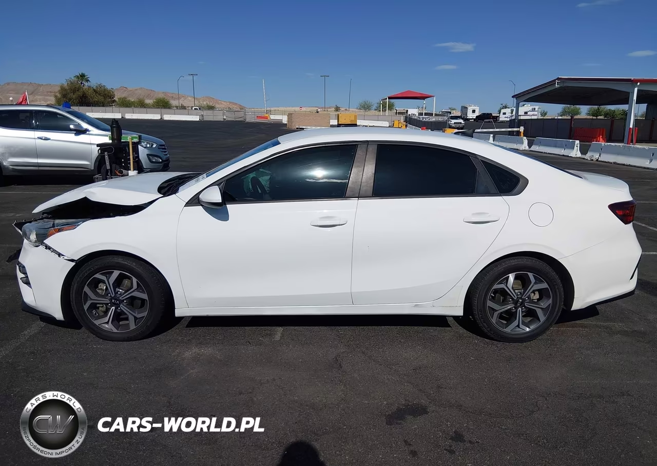 2019 Kia Forte Lxs VIN:3KPF24AD1KE019521 - 14