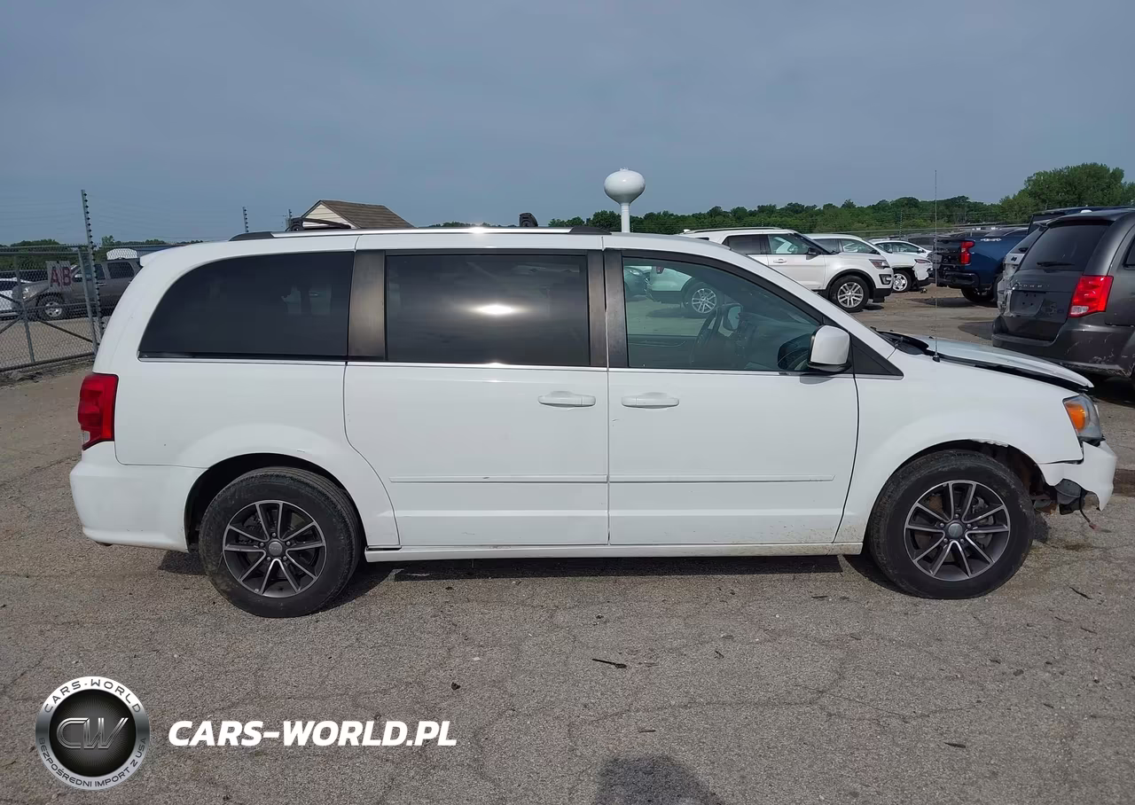 2017 Dodge Grand Caravan Sxt VIN:2C4RDGCG6HR824485 - 14