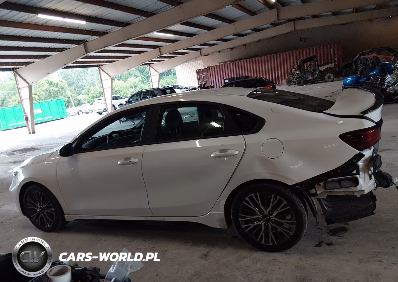 2023 Kia Forte Gt-Line VIN:3KPF54AD5PE524654 - 15