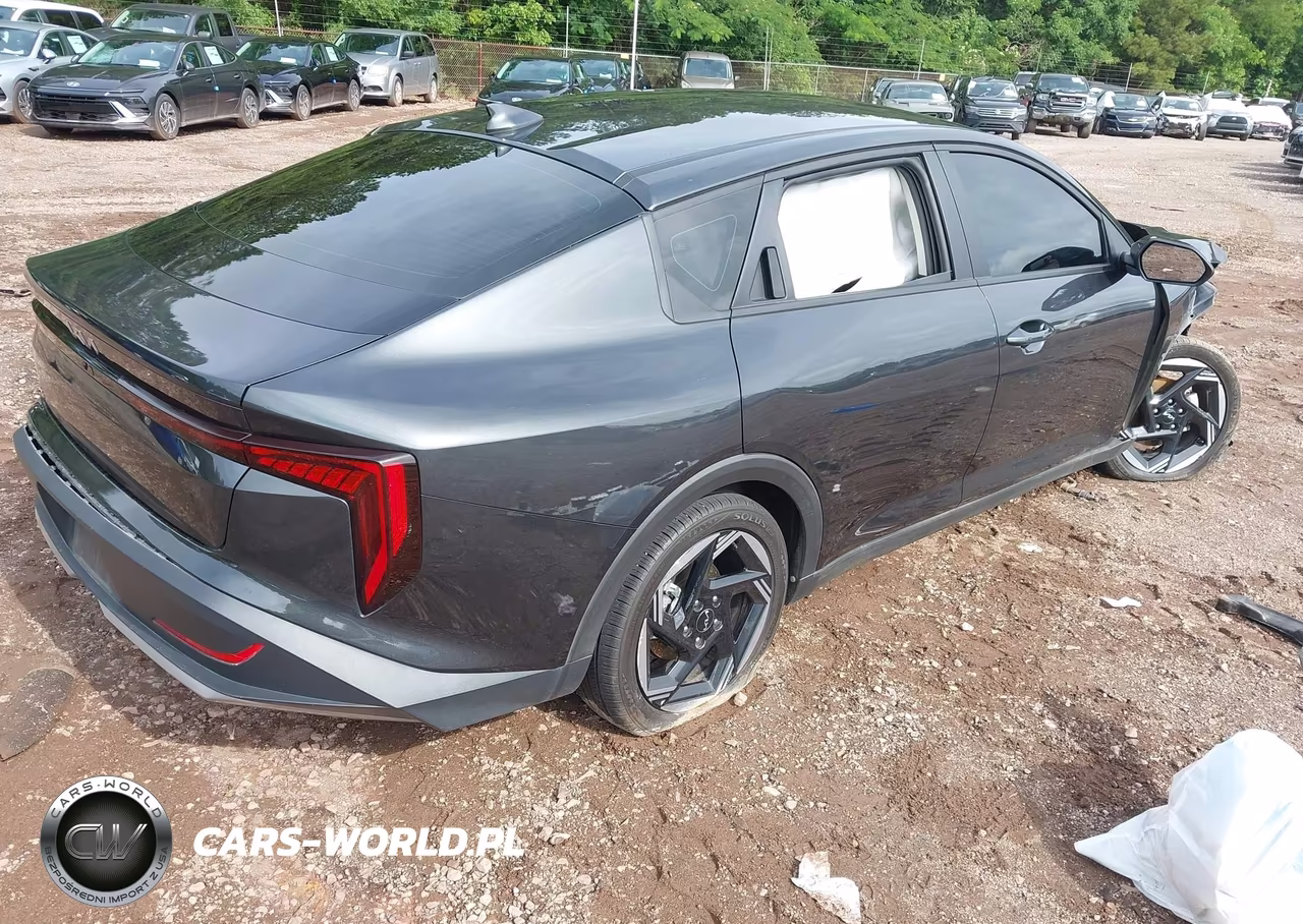 2025 Kia K4 Ex VIN:3KPFU4DE9SE084311 - 4