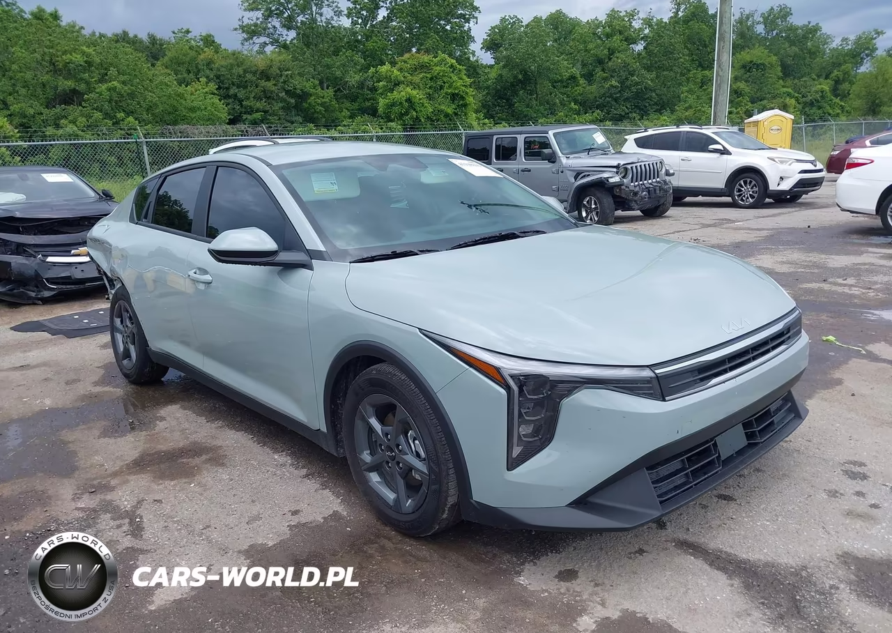 2026 Kia K4 Lxs – zdjęcie 1 z 19