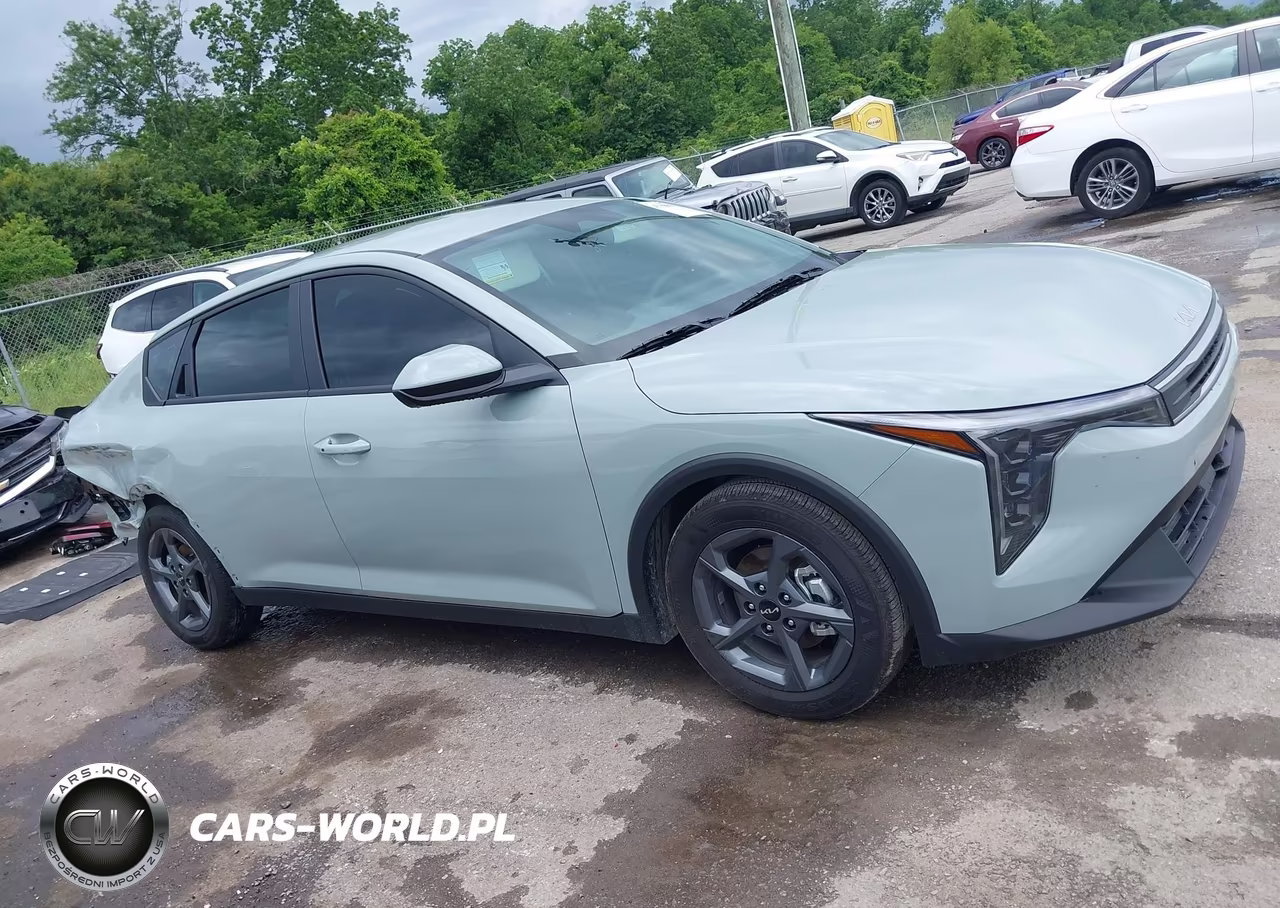 2026 Kia K4 Lxs VIN:3KPFT4DE1TE295507 - 14