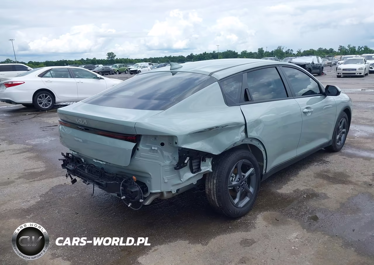 2026 Kia K4 Lxs VIN:3KPFT4DE1TE295507 - 4