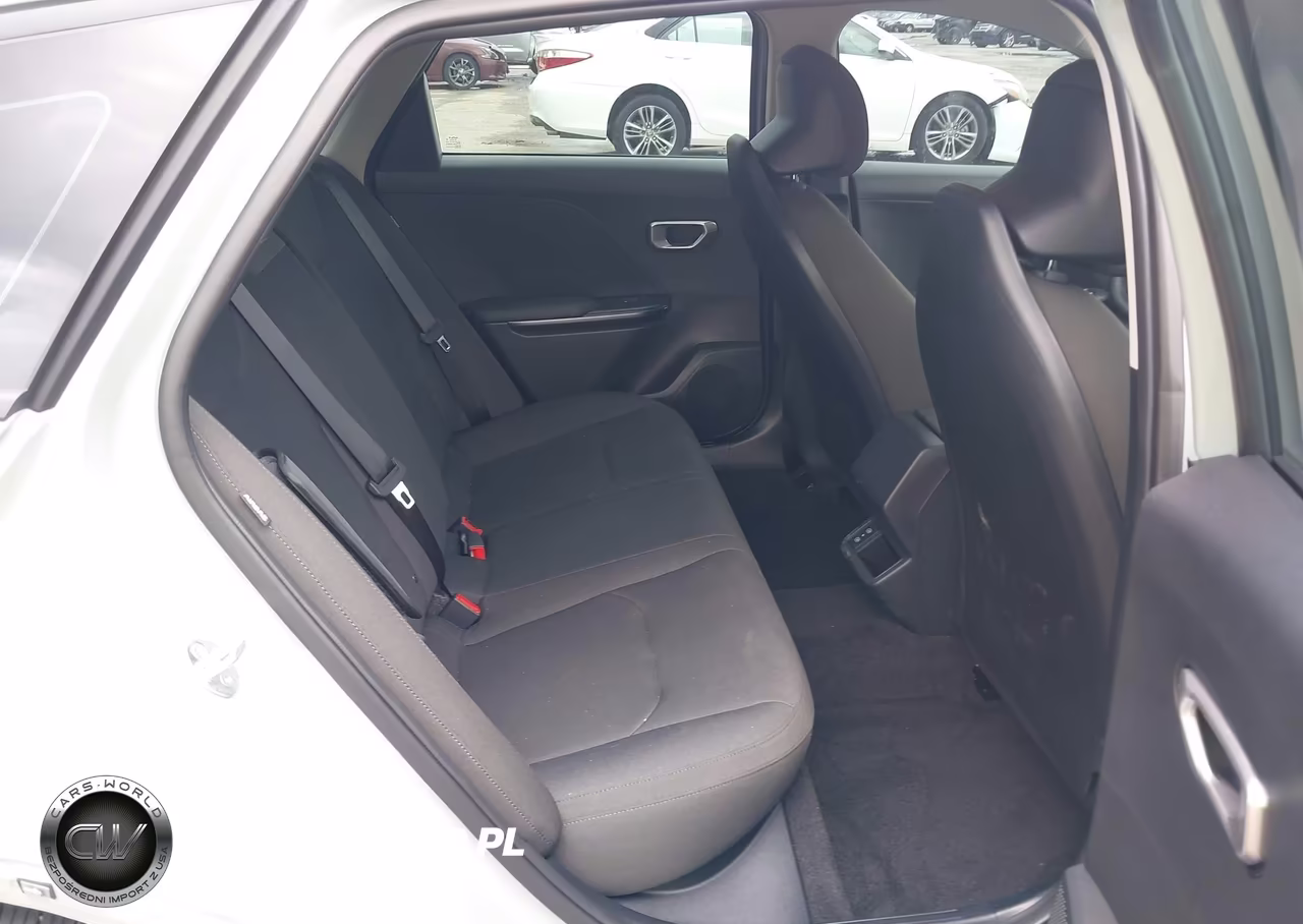 2026 Kia K4 Lxs VIN:3KPFT4DE1TE295507 - 8