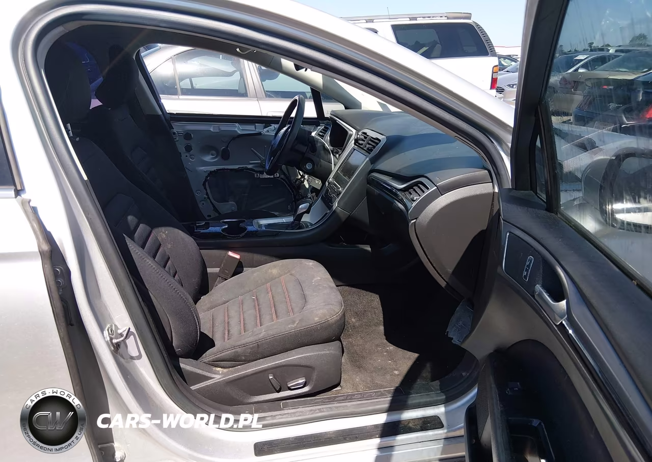 2016 Ford Fusion Se VIN:3FA6P0H73GR302857 - 5
