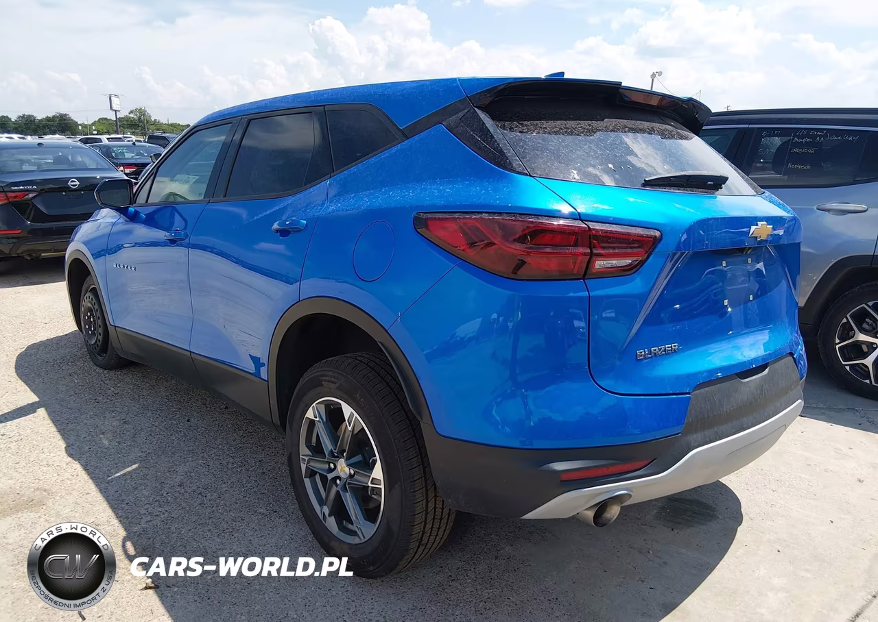 2025 Chevrolet Blazer Fwd 2Lt VIN:3GNKBCR43SS137527 - 3