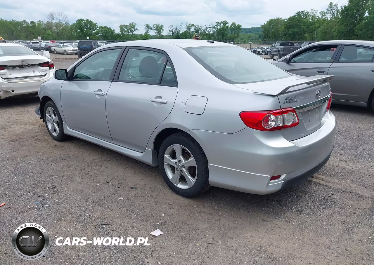 2011 Toyota Corolla S VIN:2T1BU4EE6BC681265 - 3