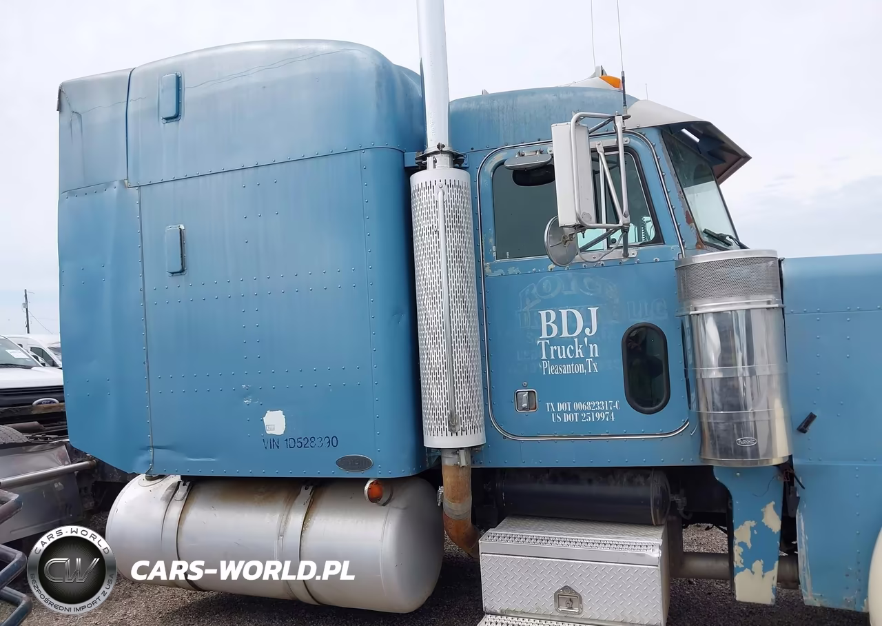 2001 Peterbilt 379 VIN:1XP5DB9X51D528390 - 20