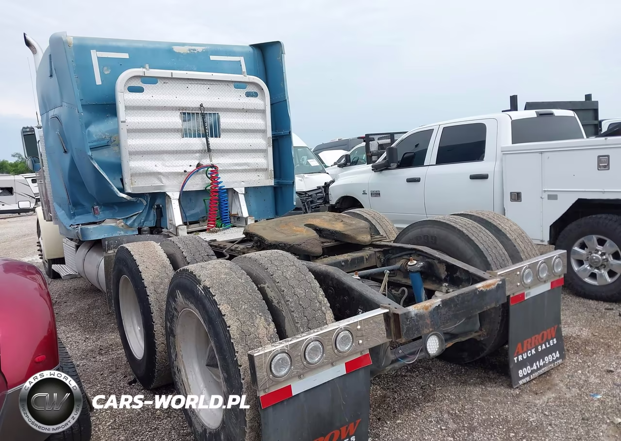 2001 Peterbilt 379 VIN:1XP5DB9X51D528390 - 3