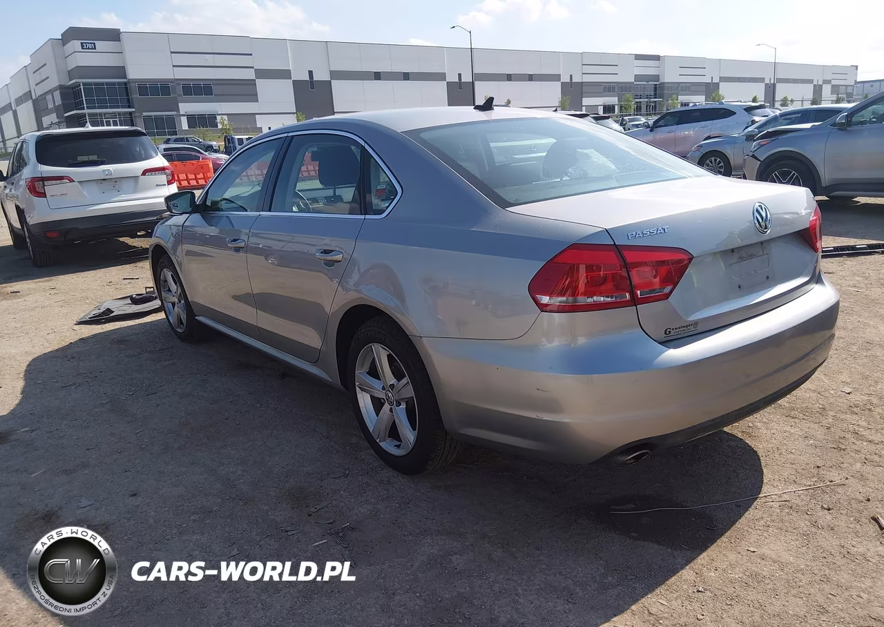 2013 Volkswagen Passat 2.5L Se VIN:1VWBP7A32DC021102 - 3
