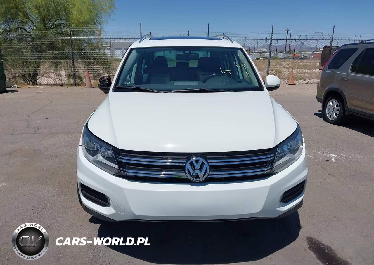 2017 Volkswagen Tiguan 2.0T Wolfsburg Edition VIN:WVGRV7AX8HK003205 - 12