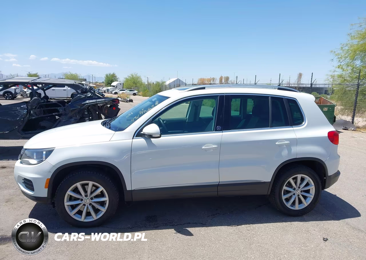 2017 Volkswagen Tiguan 2.0T Wolfsburg Edition VIN:WVGRV7AX8HK003205 - 14