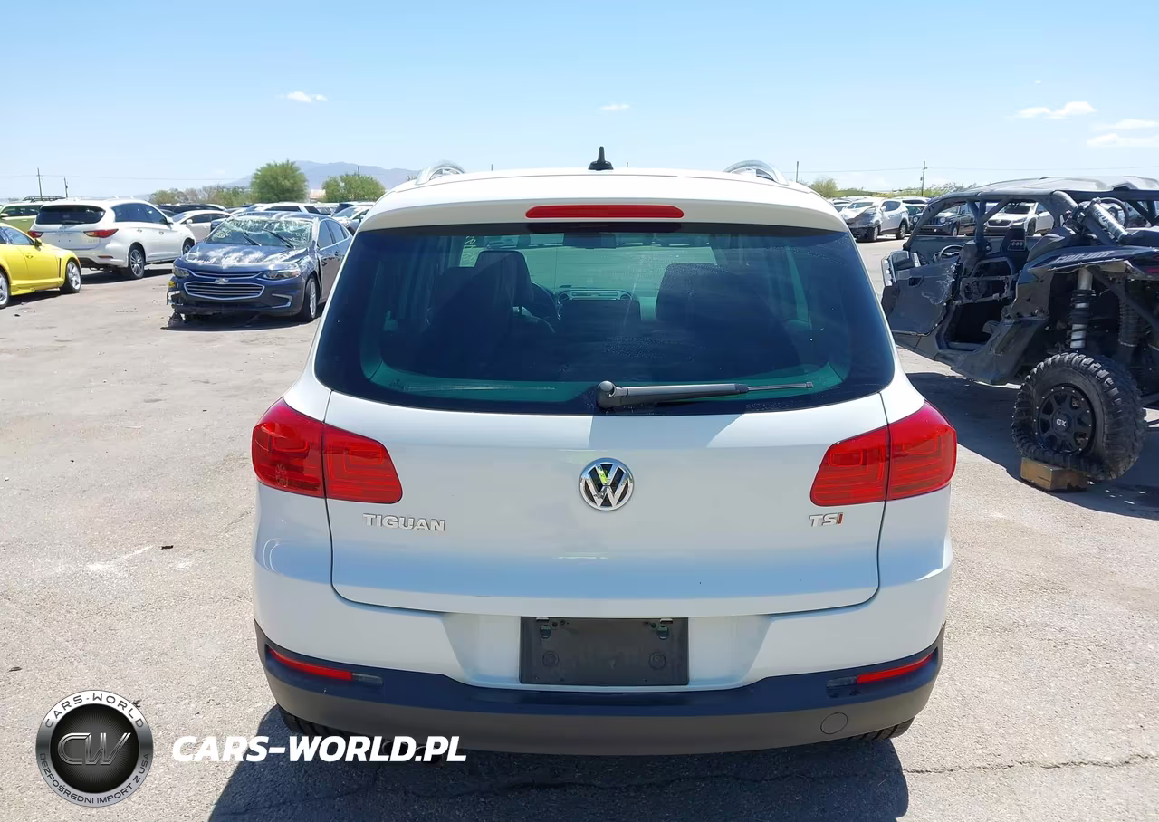 2017 Volkswagen Tiguan 2.0T Wolfsburg Edition VIN:WVGRV7AX8HK003205 - 16