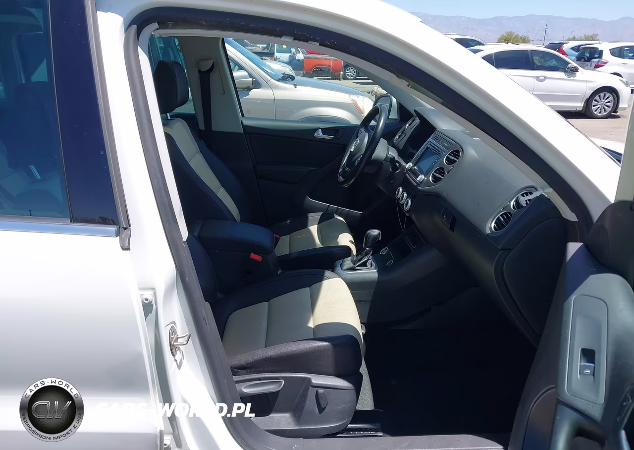 2017 Volkswagen Tiguan 2.0T Wolfsburg Edition VIN:WVGRV7AX8HK003205 - 5