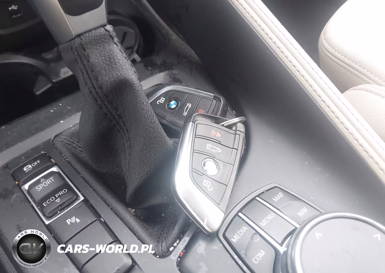2019 BMW X1 Sdrive28I VIN:WBXHU7C5XK3H44929 - 11