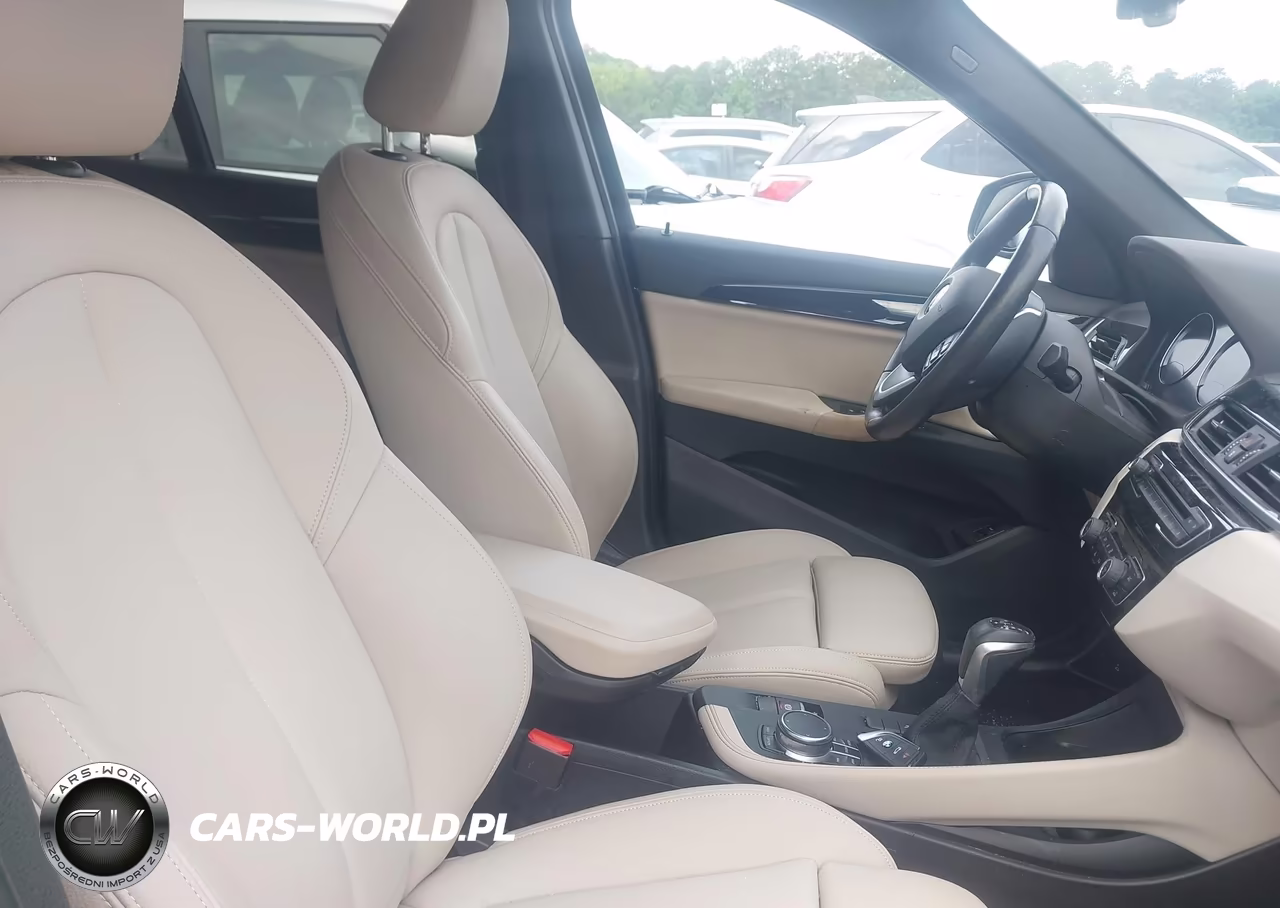 2019 BMW X1 Sdrive28I VIN:WBXHU7C5XK3H44929 - 5