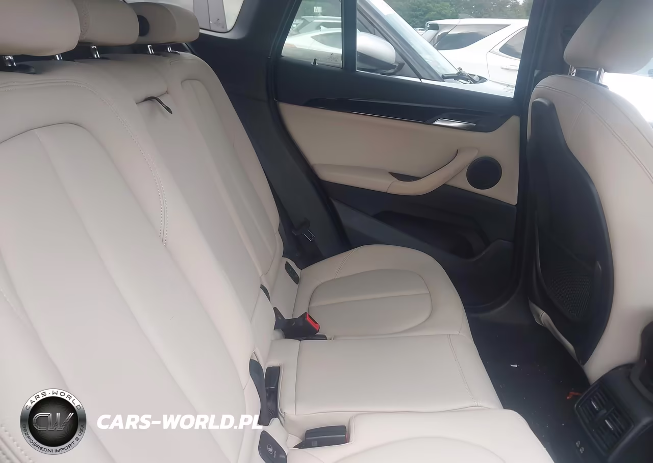 2019 BMW X1 Sdrive28I VIN:WBXHU7C5XK3H44929 - 8