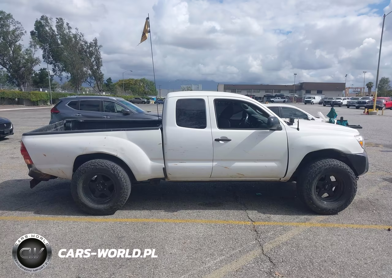 2013 Toyota Tacoma VIN:5TFTX4CN0DX022374 - 13