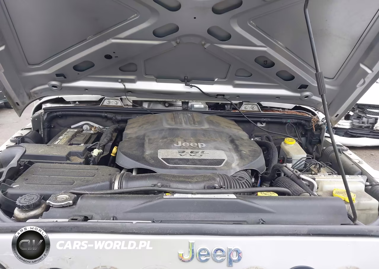 2012 Jeep Wrangler Unlimited Sport VIN:1C4BJWDGXCL172619 - 10