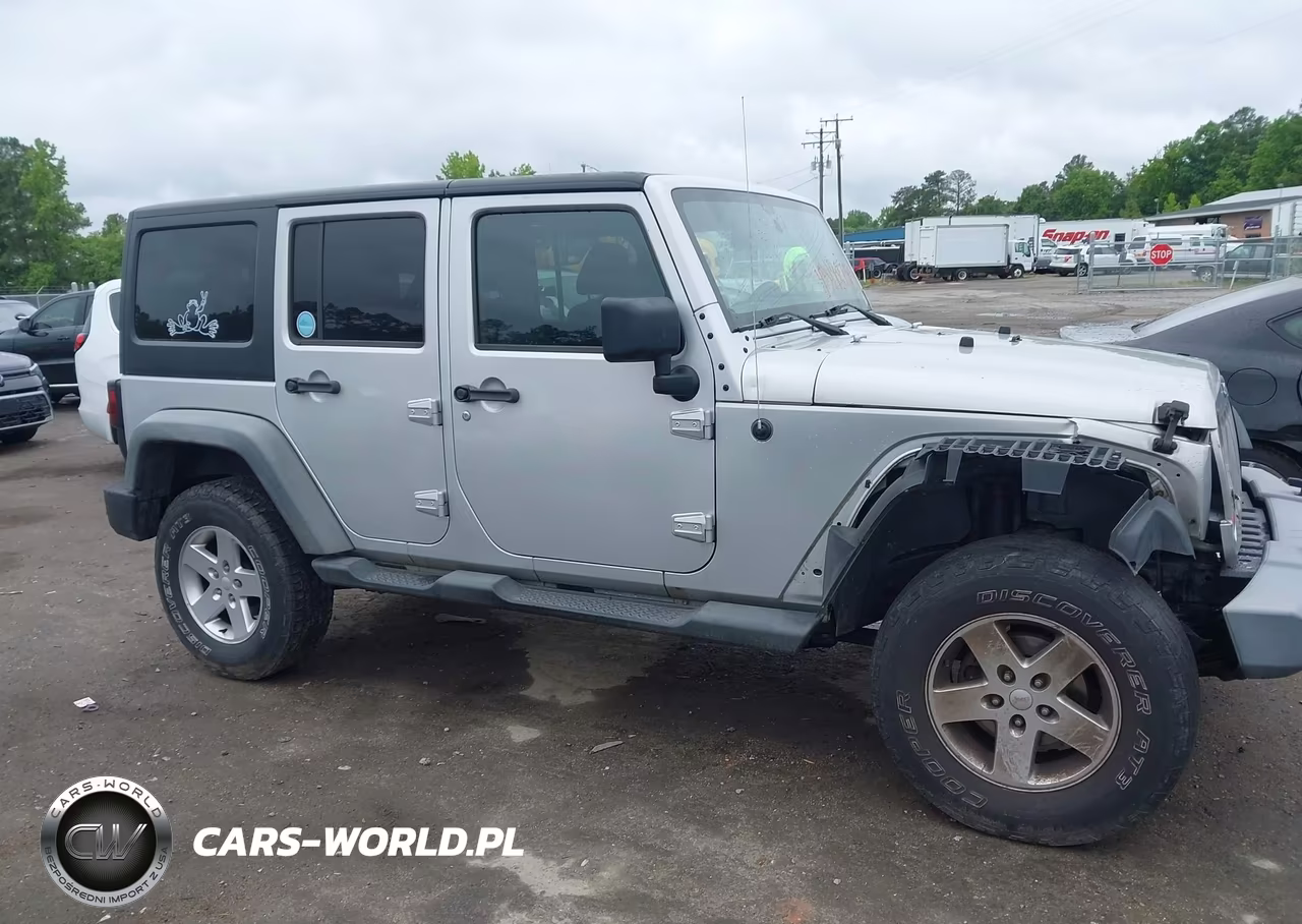 2012 Jeep Wrangler Unlimited Sport VIN:1C4BJWDGXCL172619 - 13