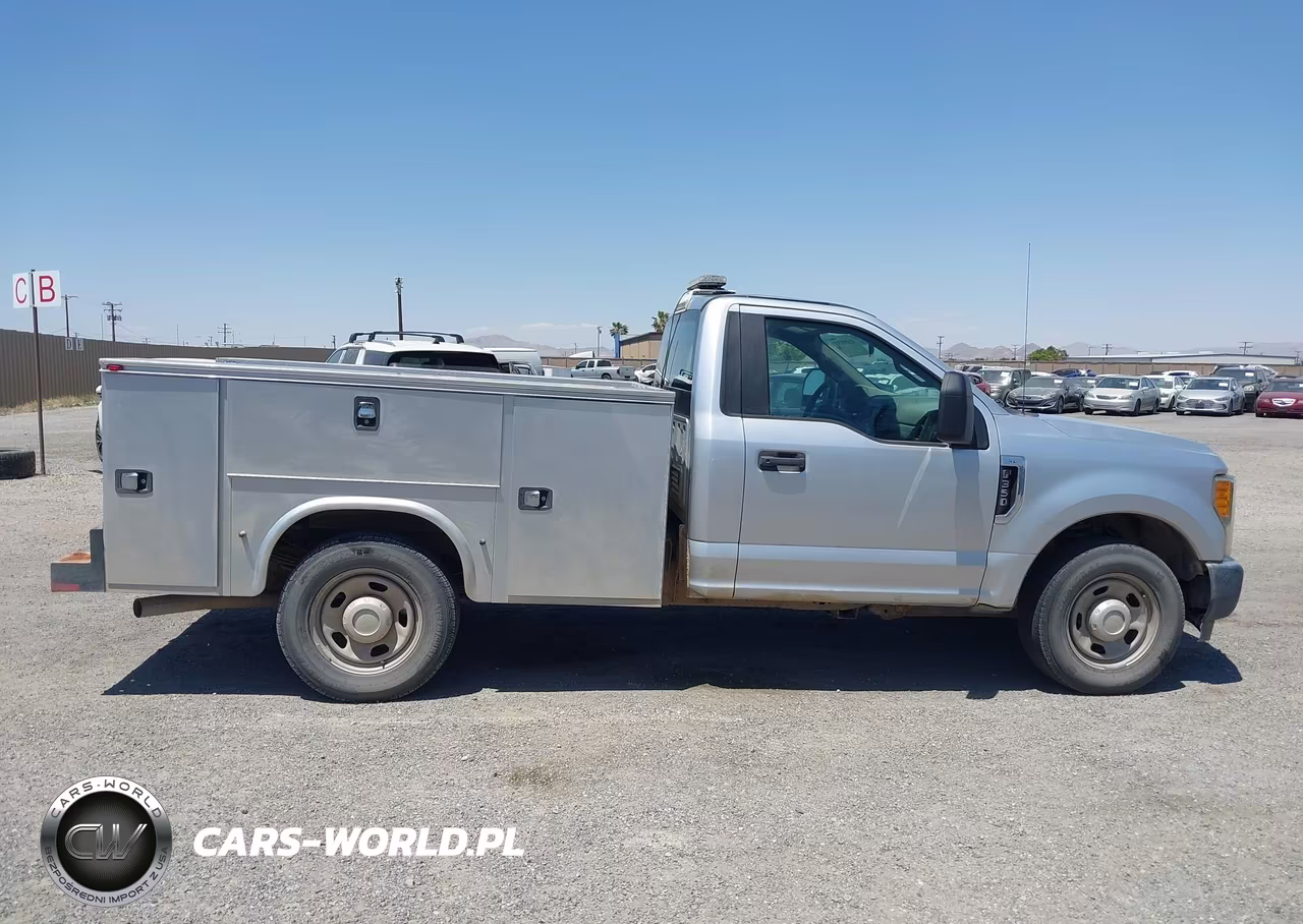 2017 Ford F-350 Xl VIN:1FDRF3A68HEE35689 - 13