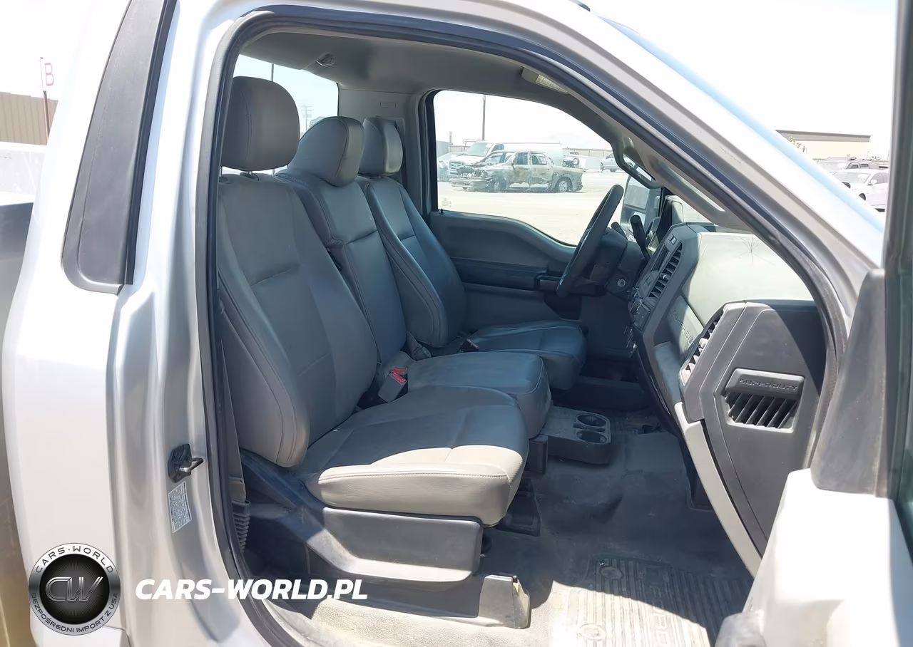 2017 Ford F-350 Xl VIN:1FDRF3A68HEE35689 - 5