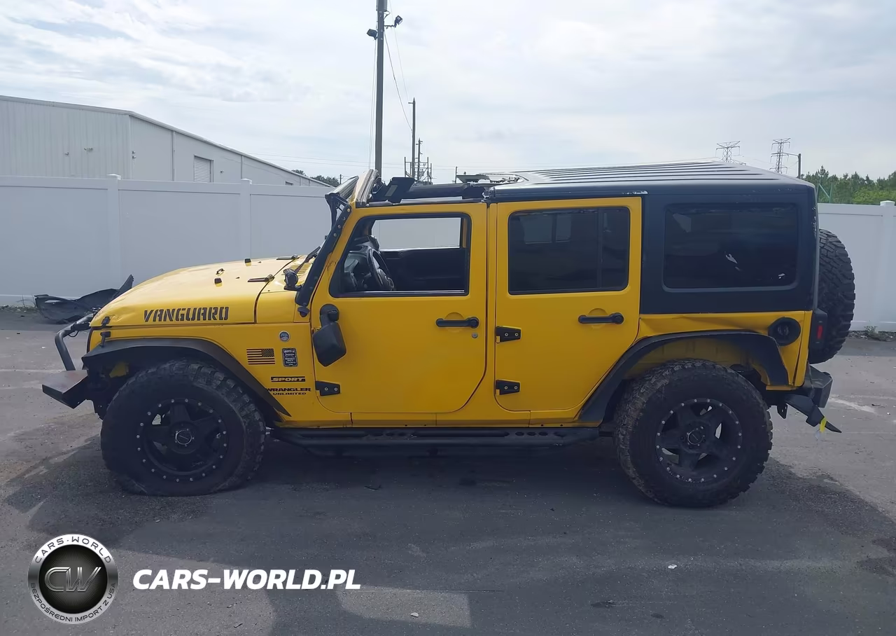 2015 Jeep Wrangler Unlimited Sport VIN:1C4BJWDGXFL609412 - 15