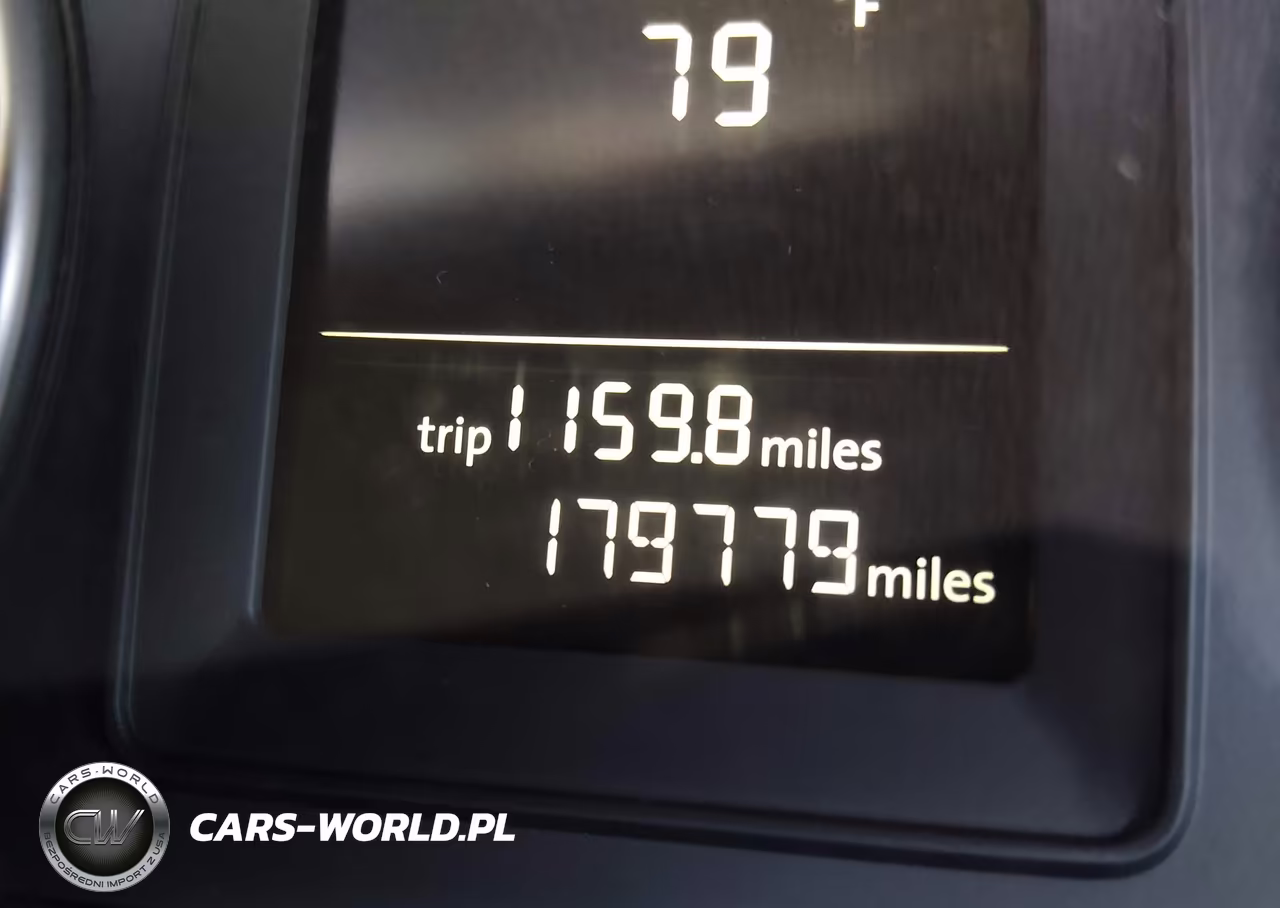 2010 Volkswagen Jetta Limited Edition VIN:3VWRZ7AJ9AM116550 - 16