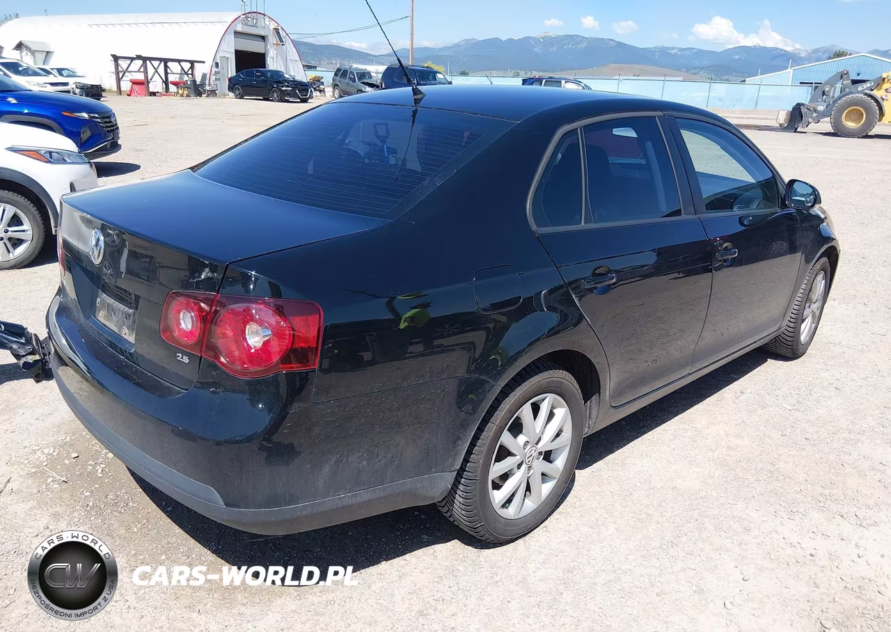 2010 Volkswagen Jetta Limited Edition VIN:3VWRZ7AJ9AM116550 - 4