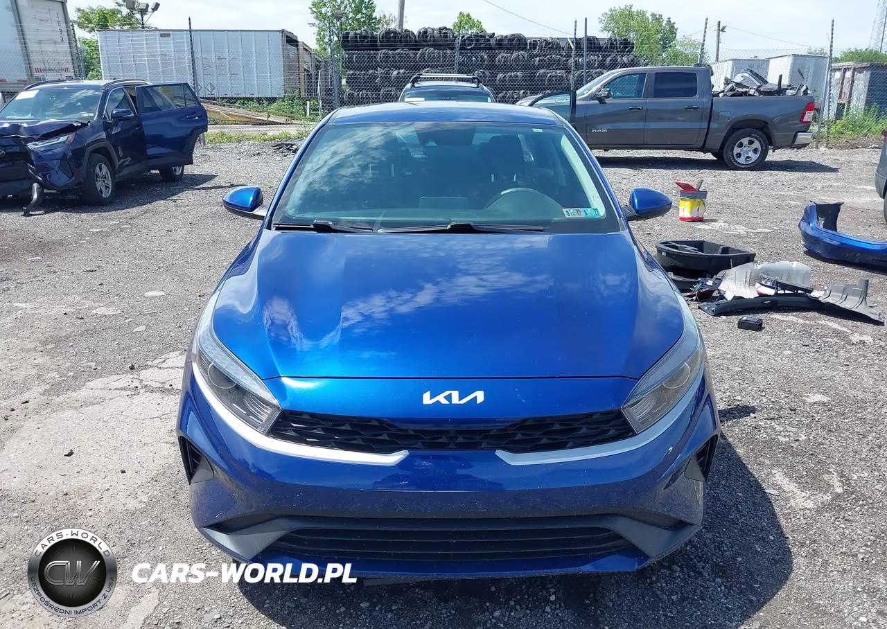 2023 Kia Forte Lxs VIN:3KPF24ADXPE585796 - 13