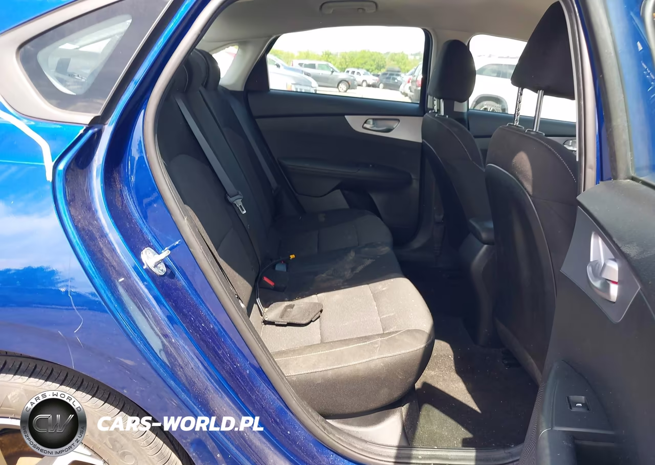 2023 Kia Forte Lxs VIN:3KPF24ADXPE585796 - 8