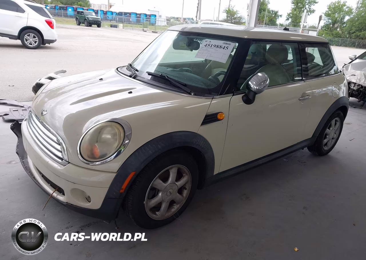 2010 Mini Cooper VIN:WMWMF3C58ATZ24157 - 2