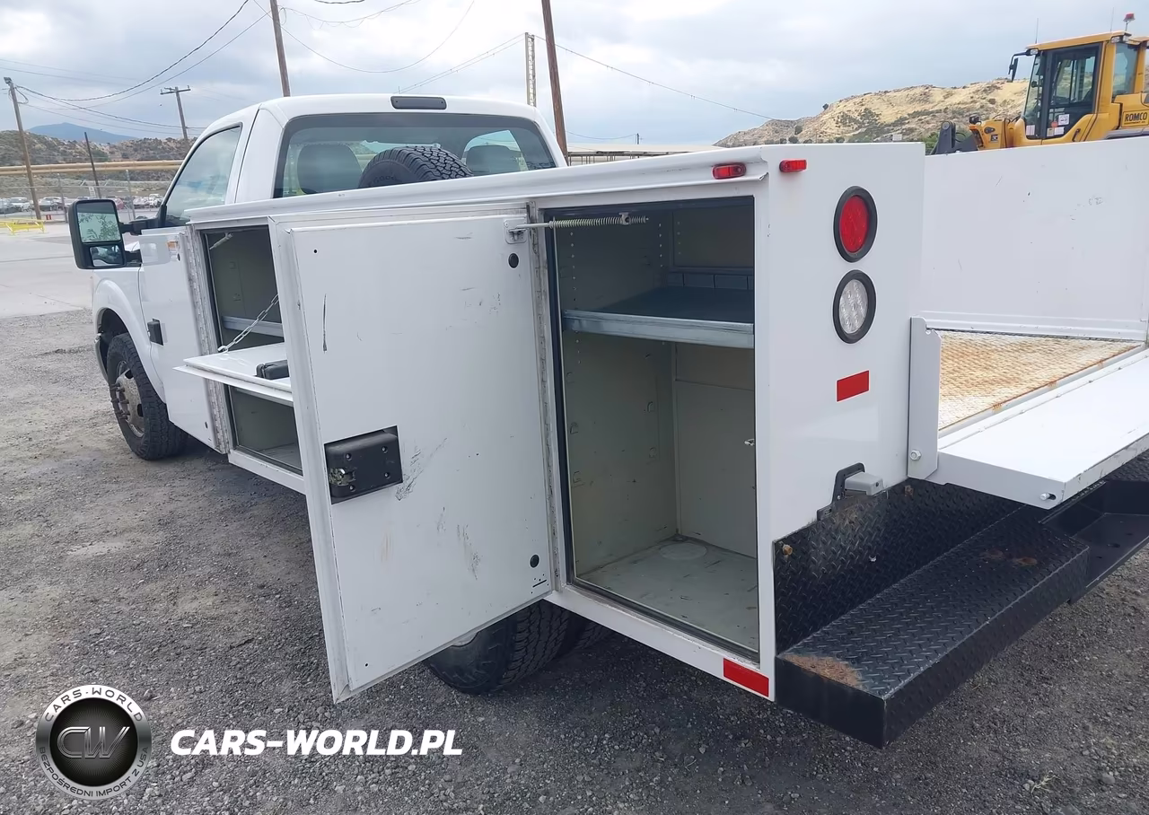 2016 Ford F-350 Chassis Xl VIN:1FDRF3G67GEC86665 - 15
