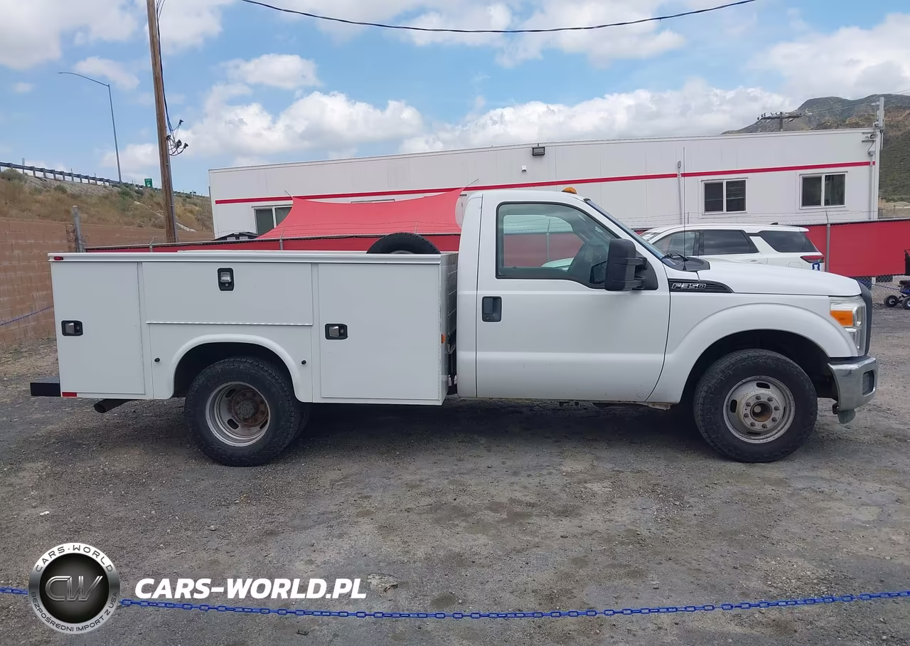 2016 Ford F-350 Chassis Xl VIN:1FDRF3G67GEC86665 - 18