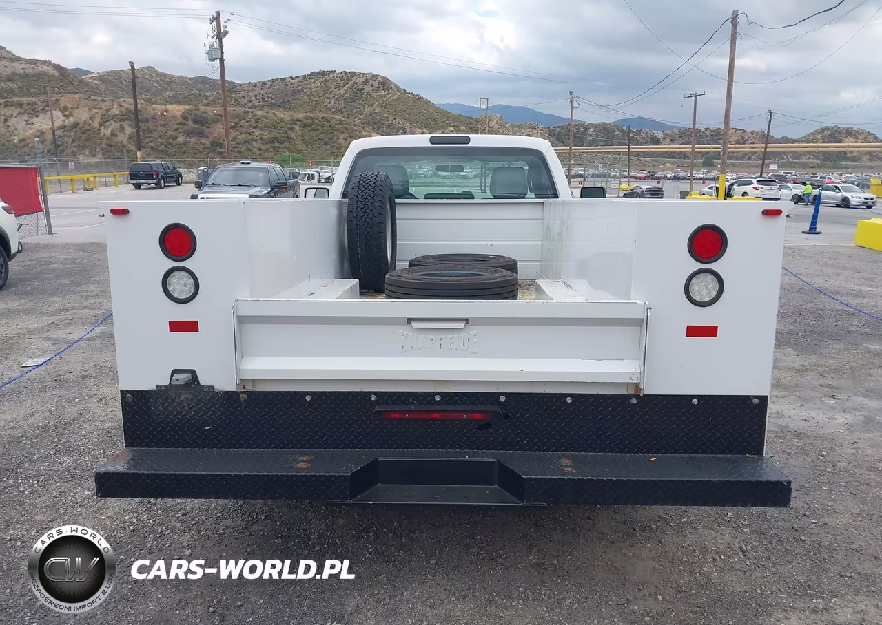 2016 Ford F-350 Chassis Xl VIN:1FDRF3G67GEC86665 - 21
