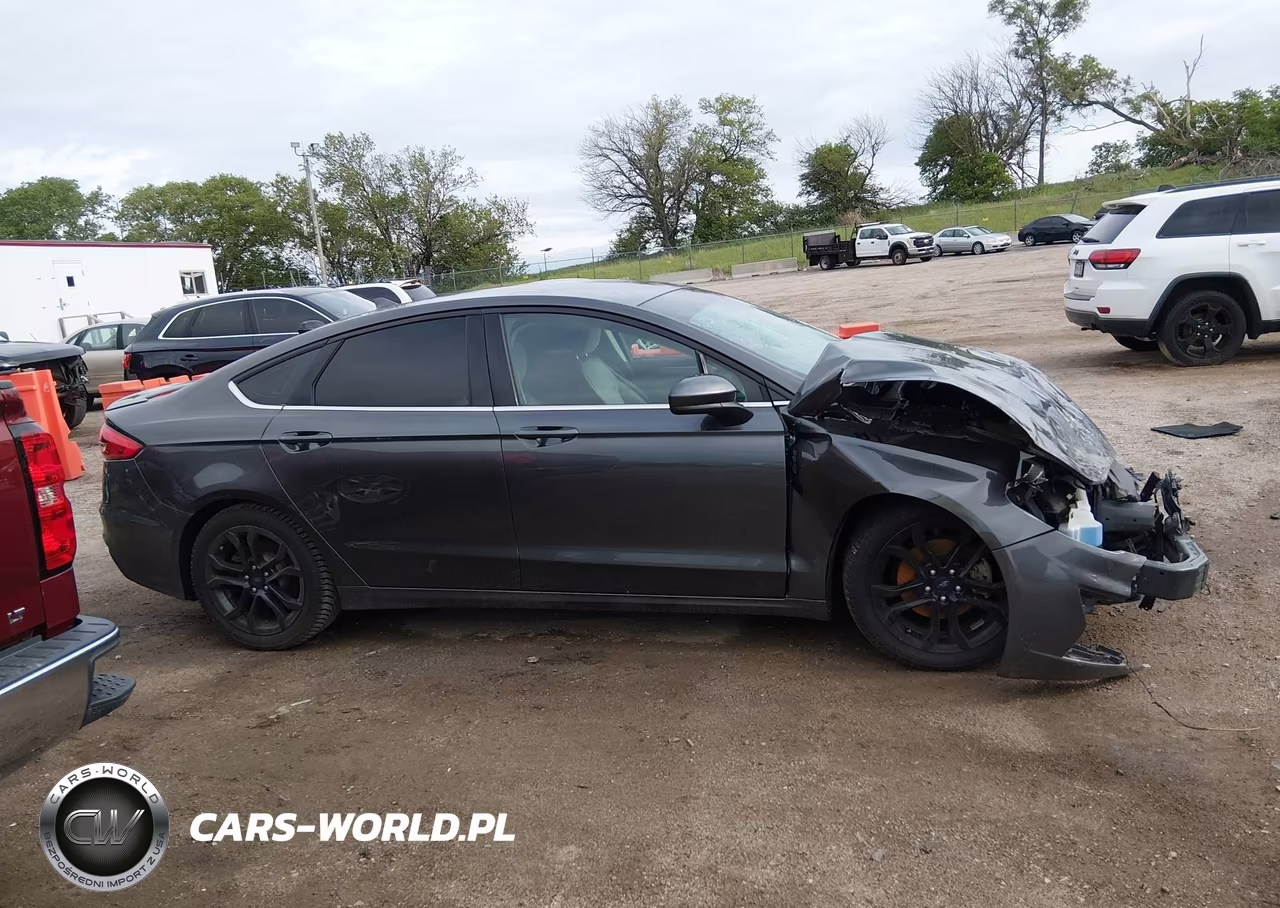 2019 Ford Fusion Se VIN:3FA6P0HD5KR198984 - 14