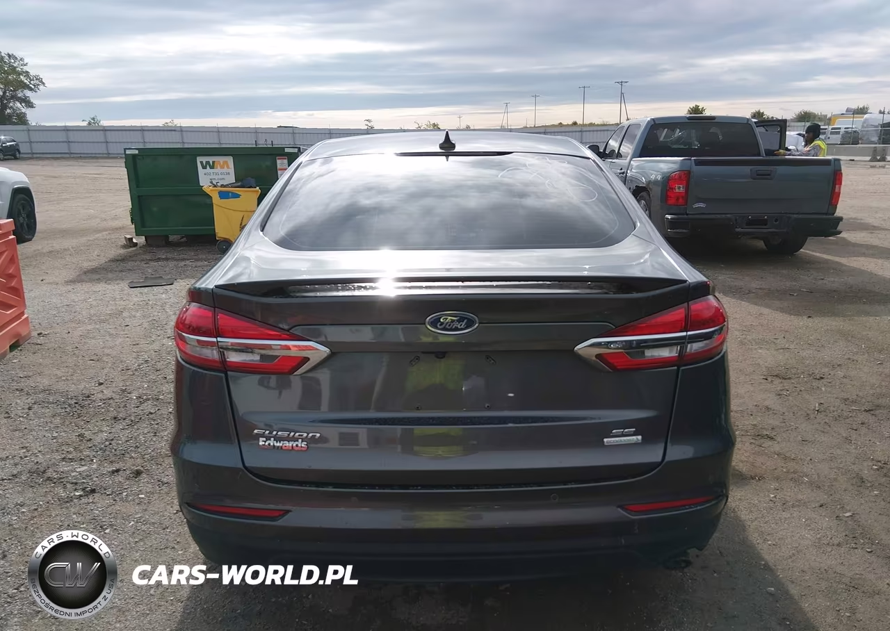 2019 Ford Fusion Se VIN:3FA6P0HD5KR198984 - 17