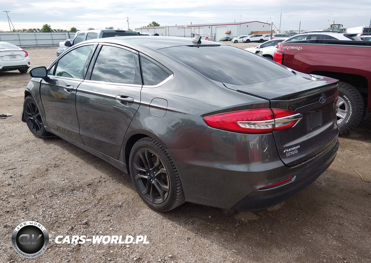2019 Ford Fusion Se VIN:3FA6P0HD5KR198984 - 3