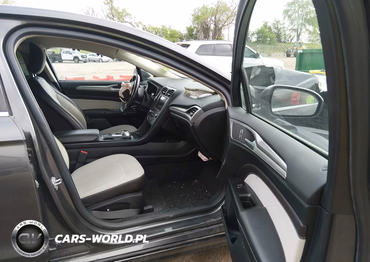 2019 Ford Fusion Se VIN:3FA6P0HD5KR198984 - 5