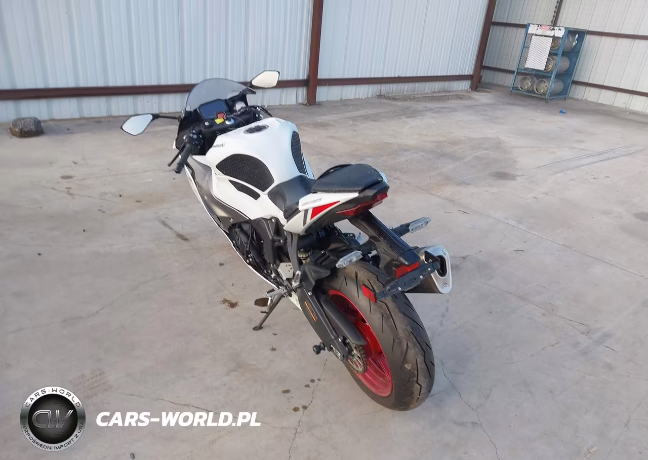 2025 Kawasaki Zx636 K VIN:JKBZXJJ18SA018930 - 3