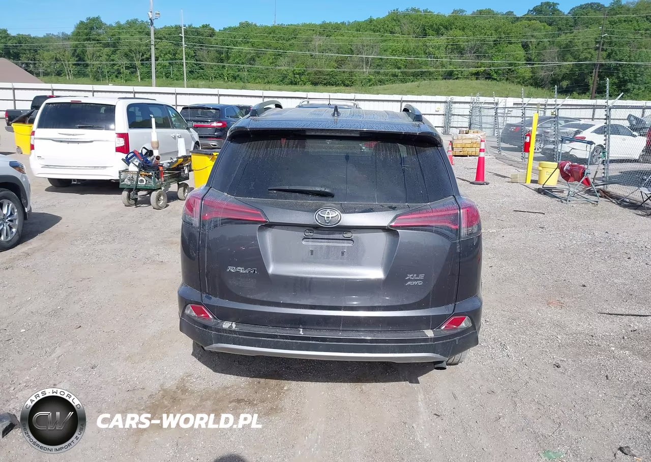 2018 Toyota Rav4 Xle VIN:JTMRFREV8JJ231741 - 16