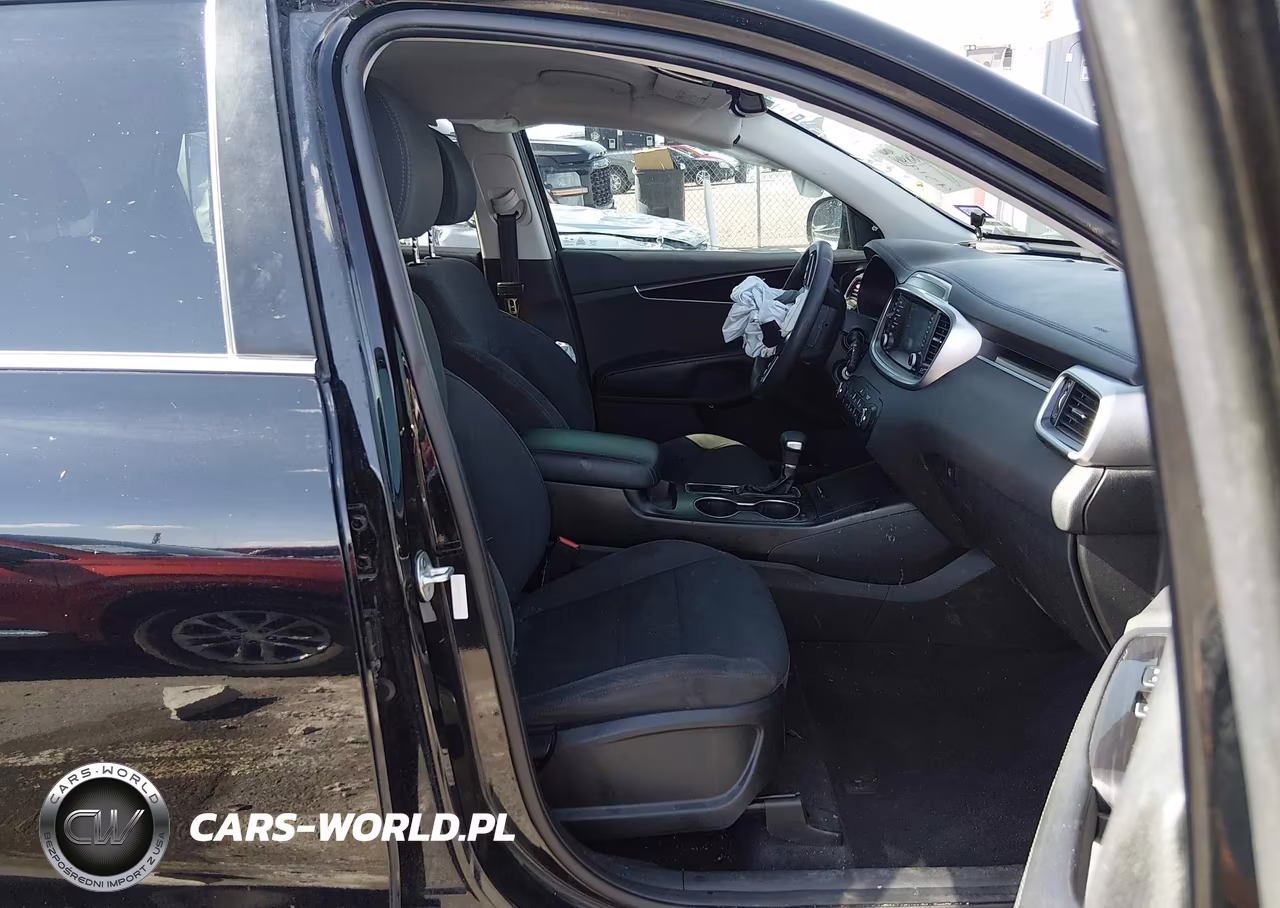 2019 Kia Sorento 2.4L L VIN:5XYPG4A36KG509808 - 5