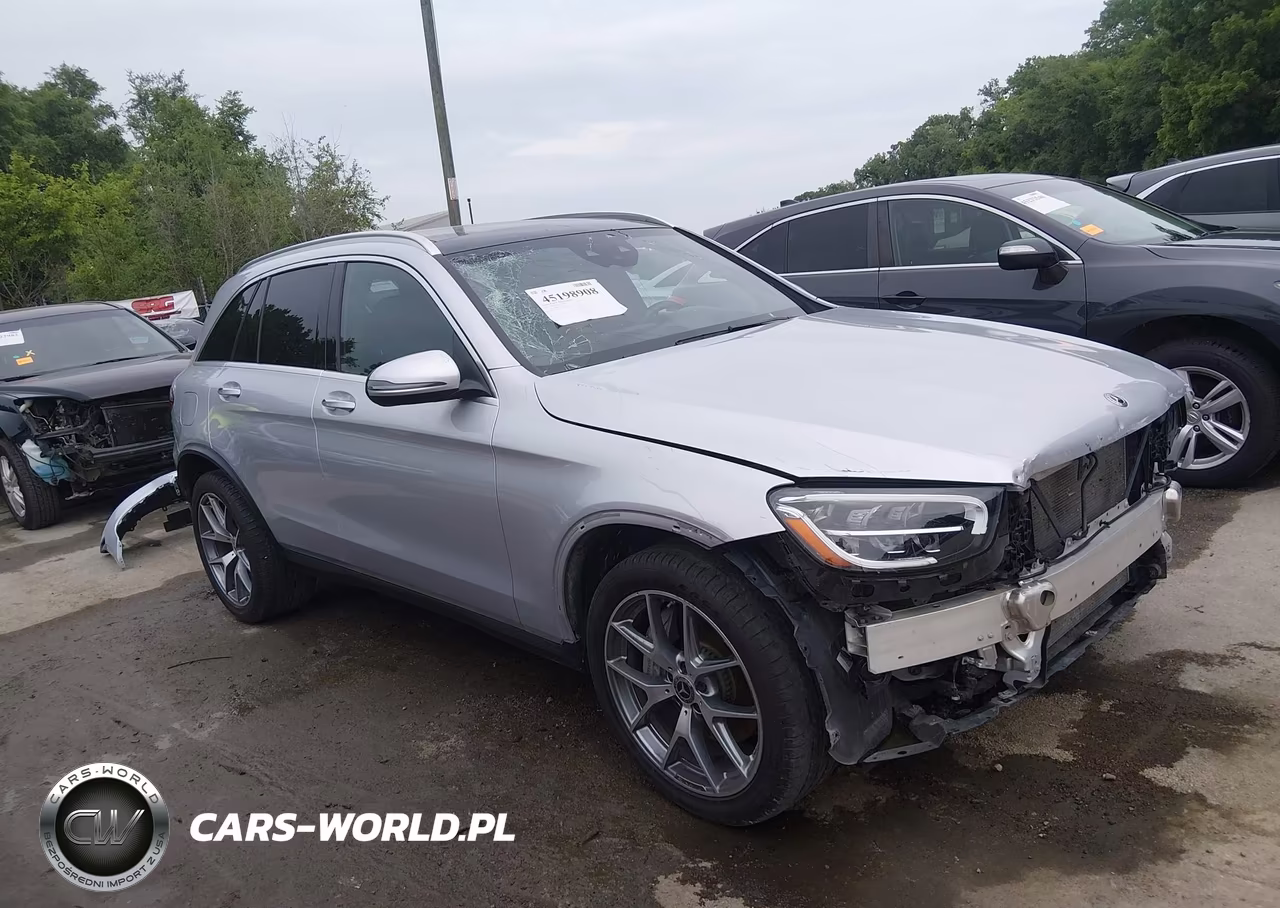 2020 Mercedes-Benz Glc 300 4Matic – zdjęcie 1 z 17