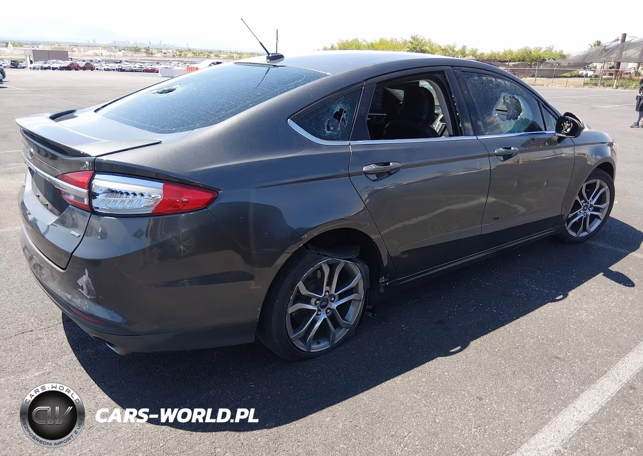 2017 Ford Fusion Se VIN:3FA6P0H70HR253571 - 4