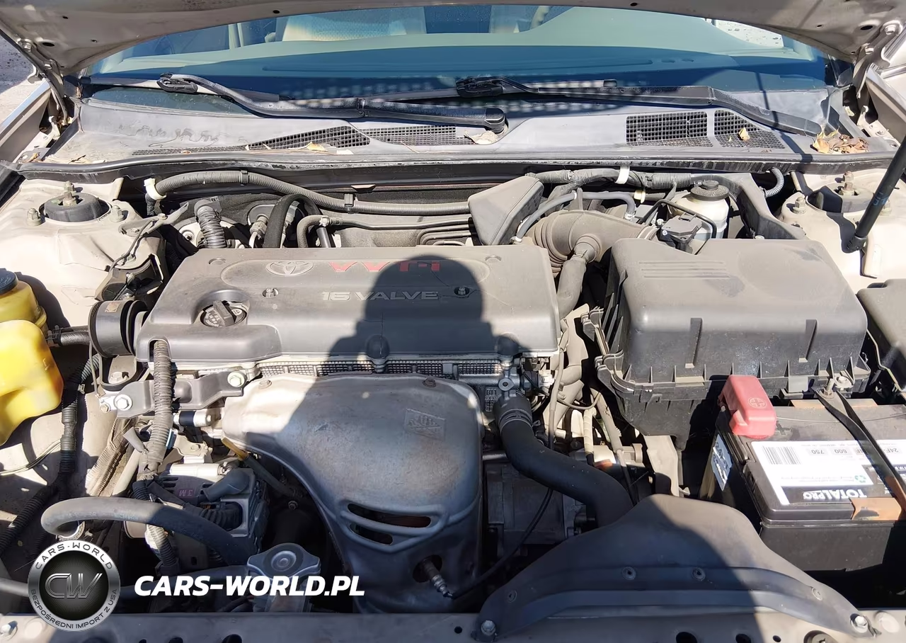 2002 Toyota Camry Le VIN:JTDBE32K420126519 - 10