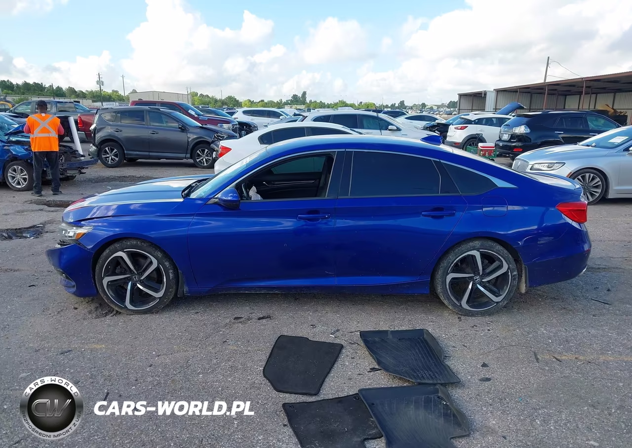 2018 Honda Accord Sport VIN:1HGCV1F34JA262283 - 14