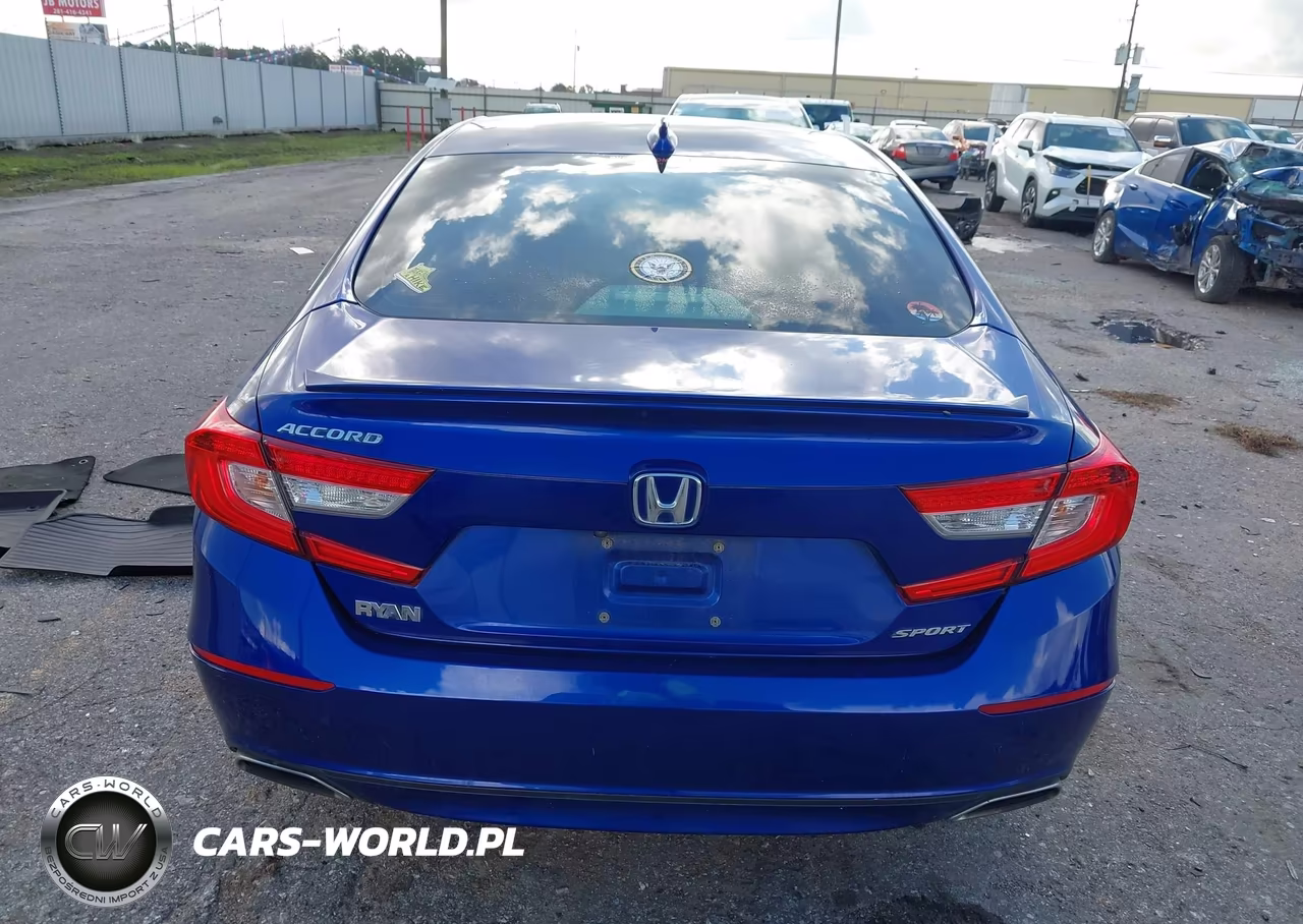 2018 Honda Accord Sport VIN:1HGCV1F34JA262283 - 16