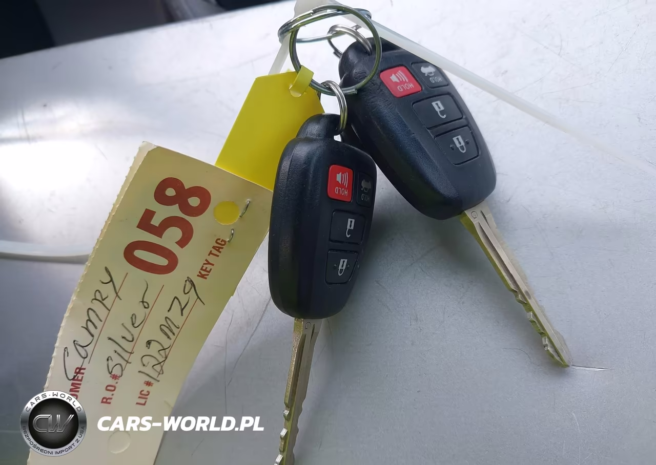 2014 Toyota Camry Le VIN:4T4BF1FK1ER444463 - 11