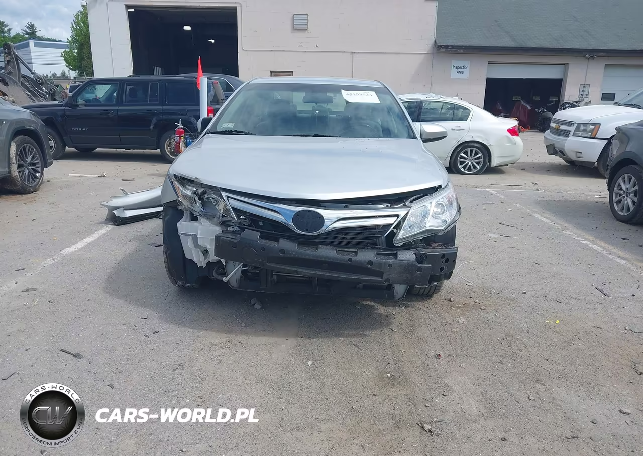 2014 Toyota Camry Le VIN:4T4BF1FK1ER444463 - 13