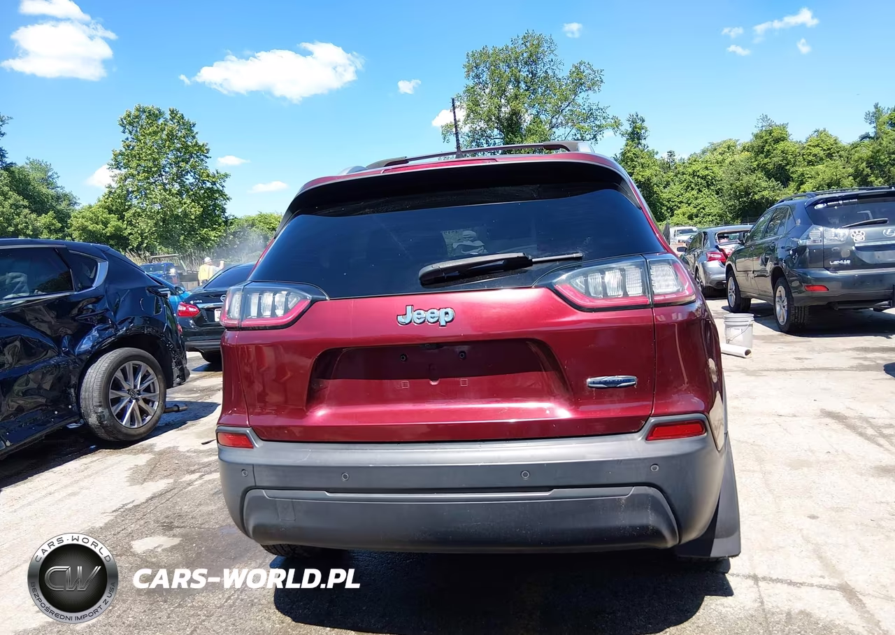 2019 Jeep Cherokee Latitude Plus Fwd VIN:1C4PJLLB2KD308535 - 17